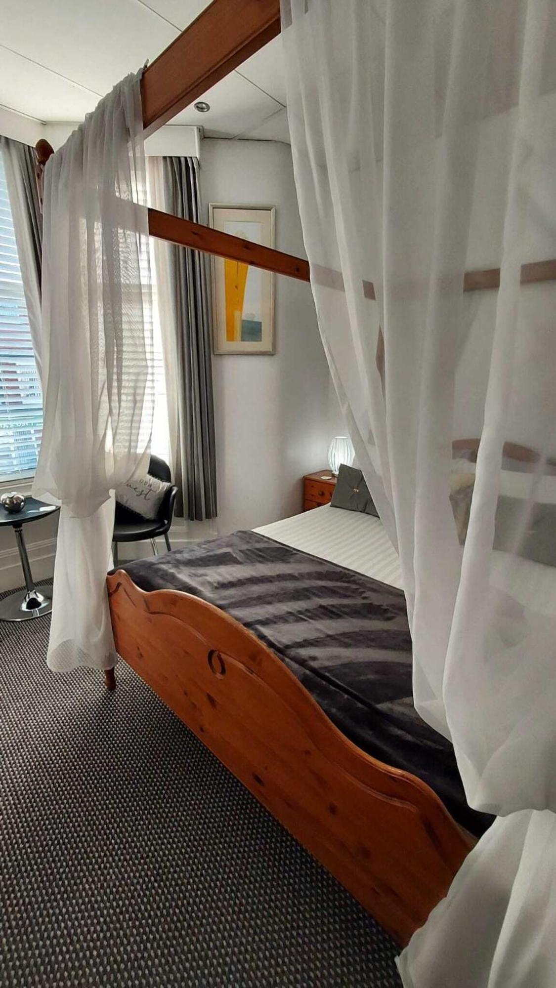Rockdene Bed & Breakfast 3*