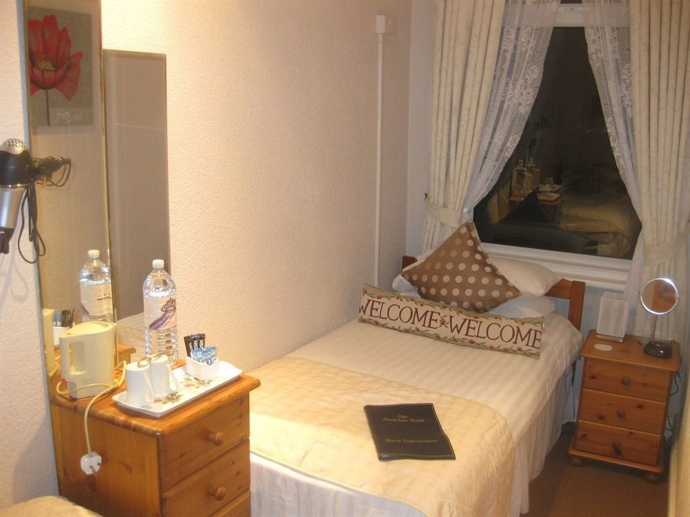 Rockdene 3*